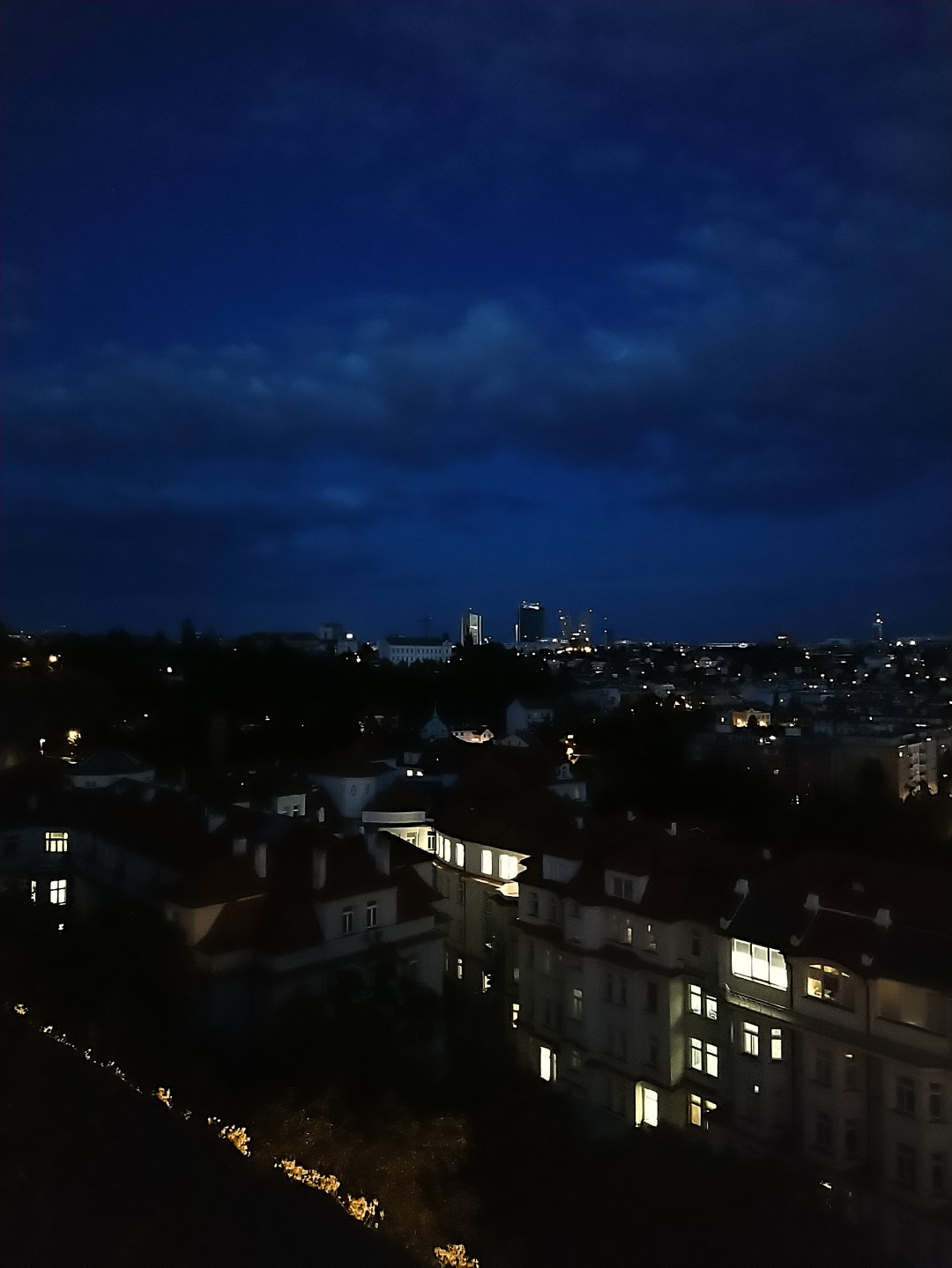 cityscape-night-clouds